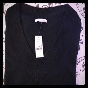 NWT New York & Company XL Black V neck Sweater